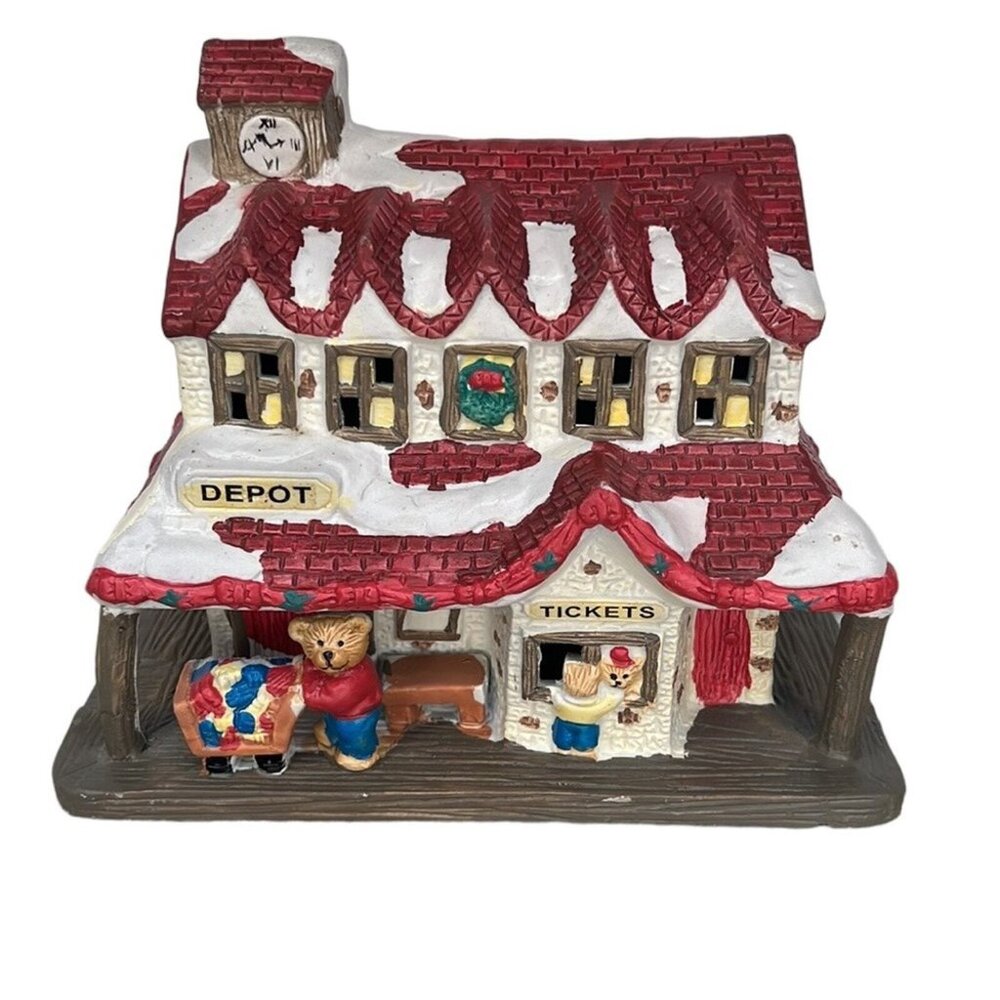 North Pole Express Vintage Ceramic lighted bears Train Station w/original box